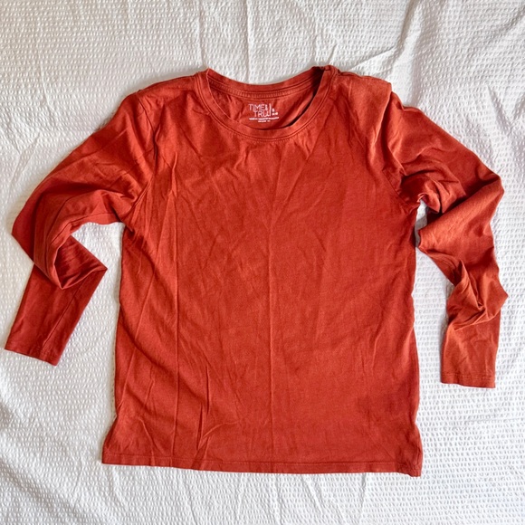 Time and Tru Tops - Time & Tru Rust Long Sleeve Basic Tee | Size S (4–6)